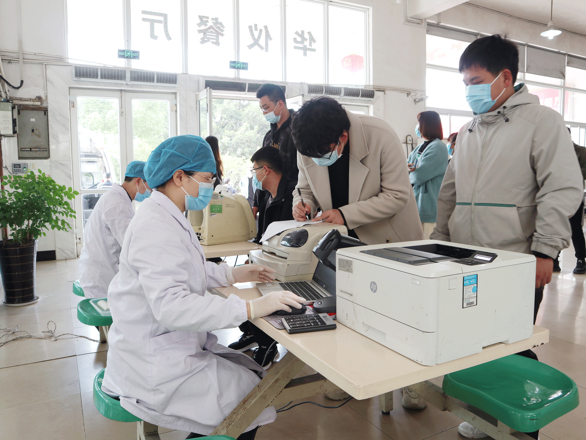 讓愛心傳遞 為生命接力 | 華儀電氣開展無償獻(xiàn)血活動